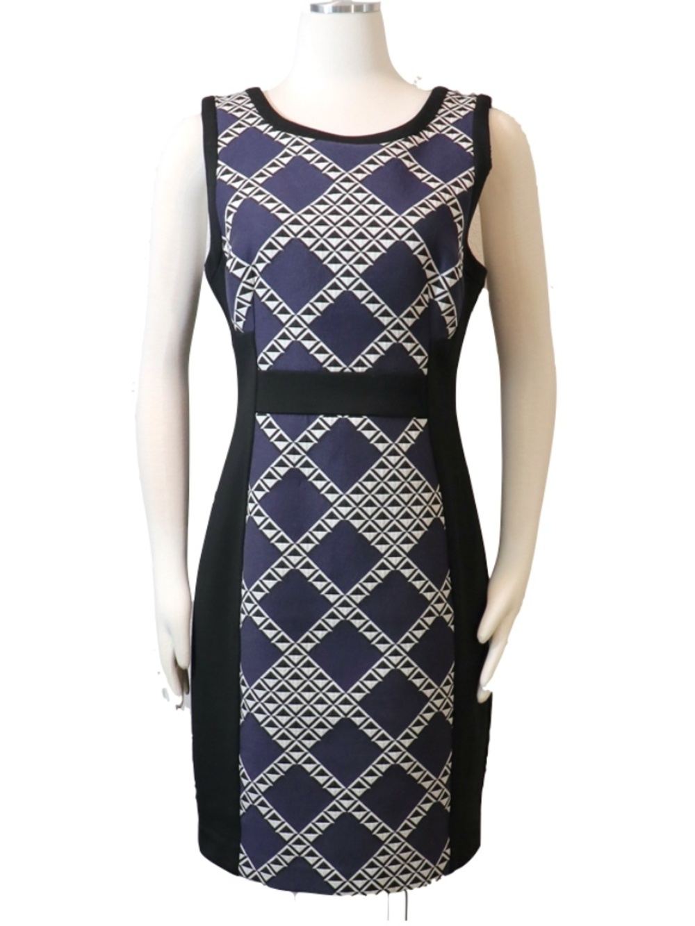 Vintage Trina Turk sleeveless dress figure flattering in geometric print